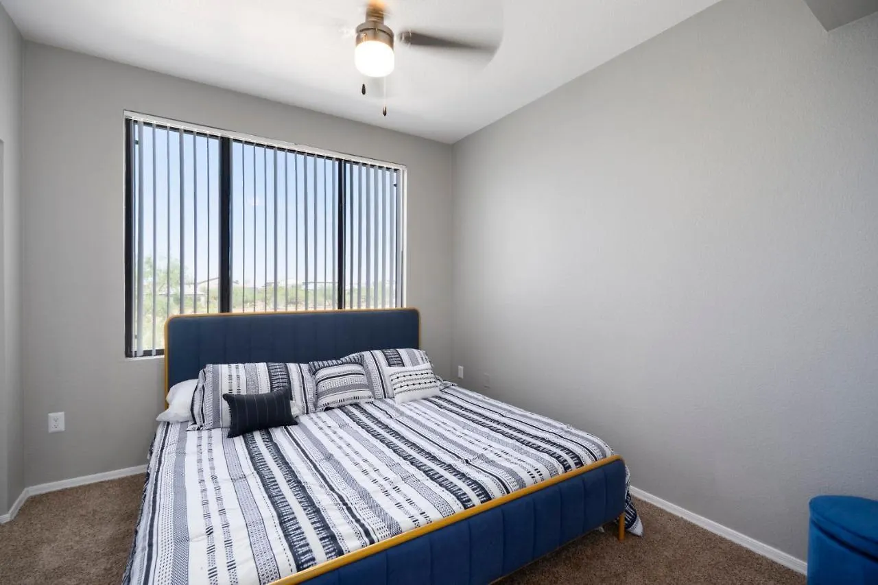 شقة Luxury Mountain View 2Br With Balcony Located In سكوتسدايل الولايات المتحدة الأمريكية